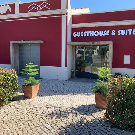 Lost&found - Guesthouse&suites